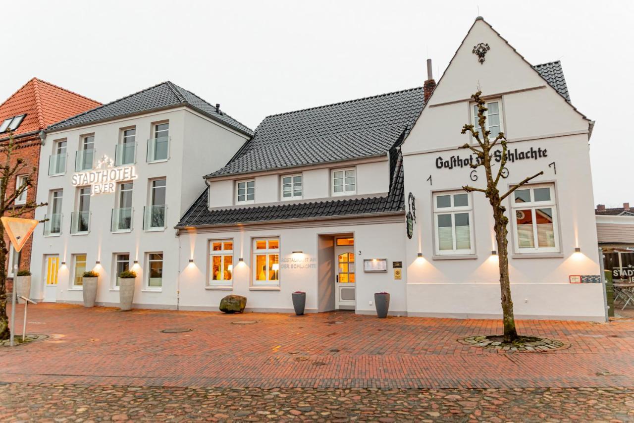 Stadthotel Jever Exterior photo